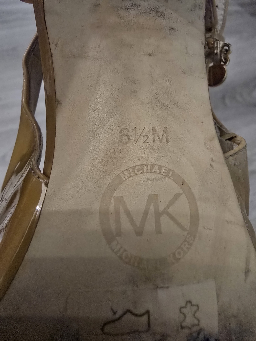 Michael Kors Patent Pointed-Toe Slingback Pumps in Camel - Picture 8 of 8